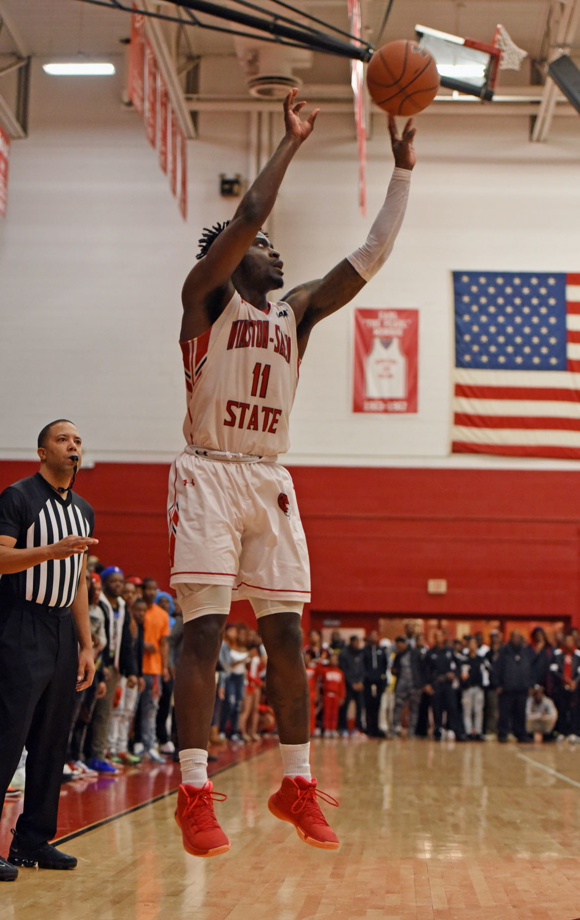 Livingstone v. Winston-Salem State baseketball